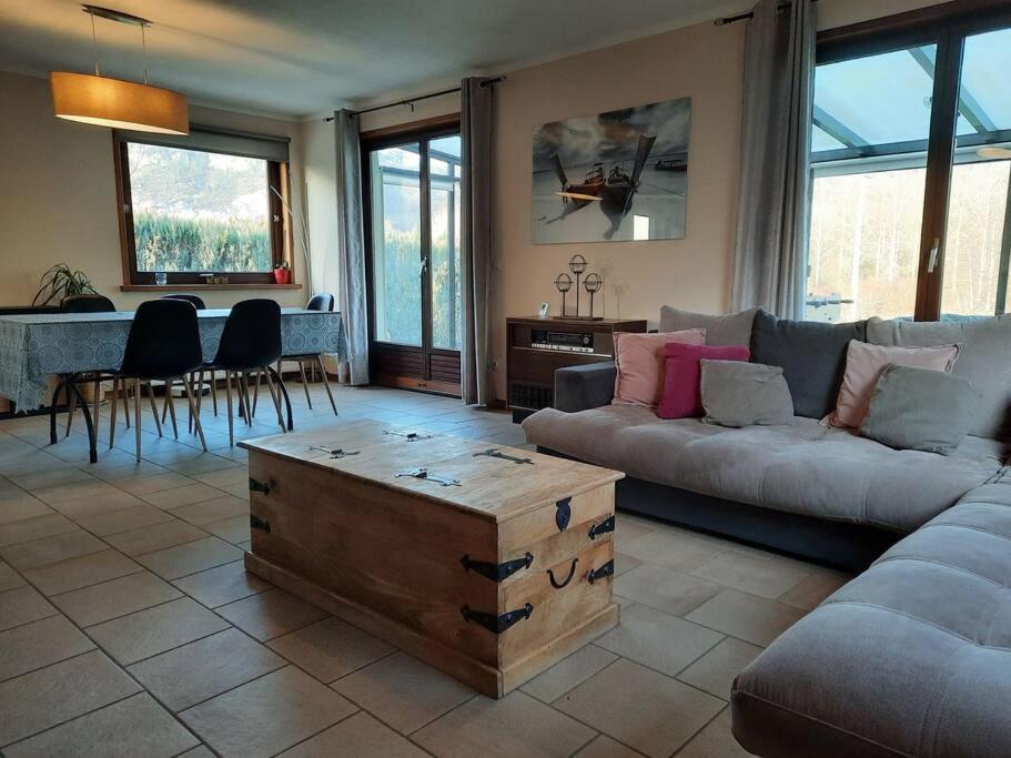 Maison Bucolique A Anhee, Vue Meuse Et Falaises Villa Exteriör bild